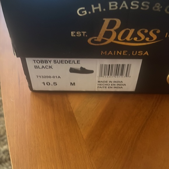 Bass Tobby Suede slip on shoes, size 10 1/2 in black suede - Picture 4 of 4